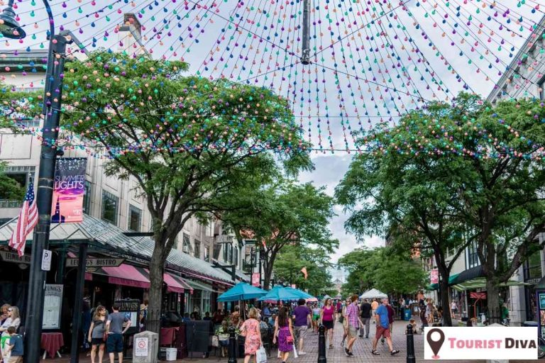 21 Fun Things to Do in Burlington (Iowa)